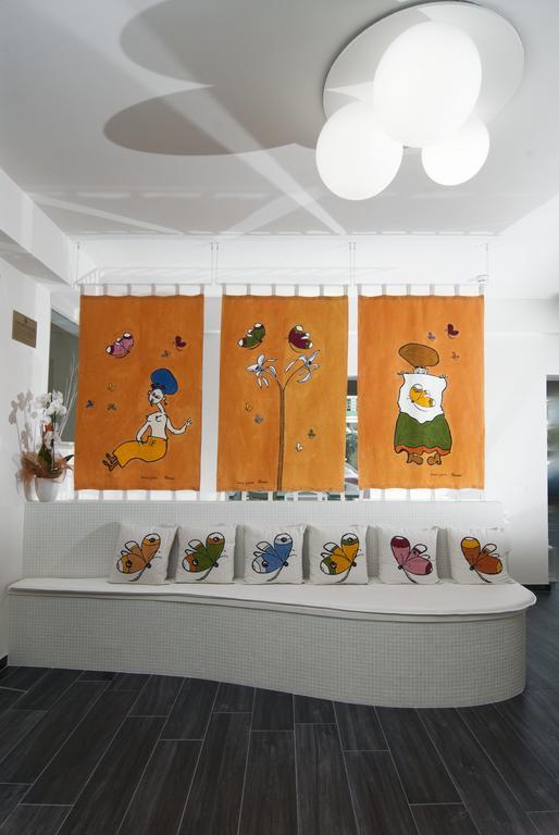Hotel Casablanca Rimini Bagian luar foto