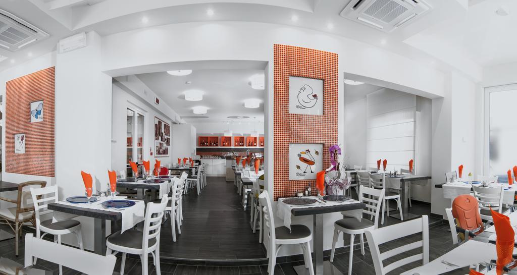 Hotel Casablanca Rimini Bagian luar foto